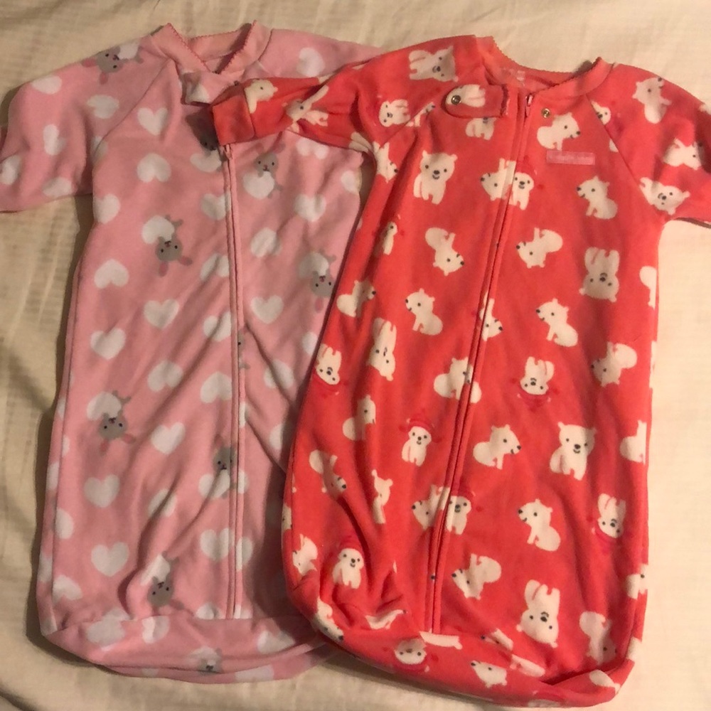 2 Sleep sacks for babies, size is 0-9 months